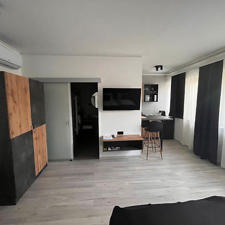 Varkapu Apartmanok 2 Гюла Екстериор снимка