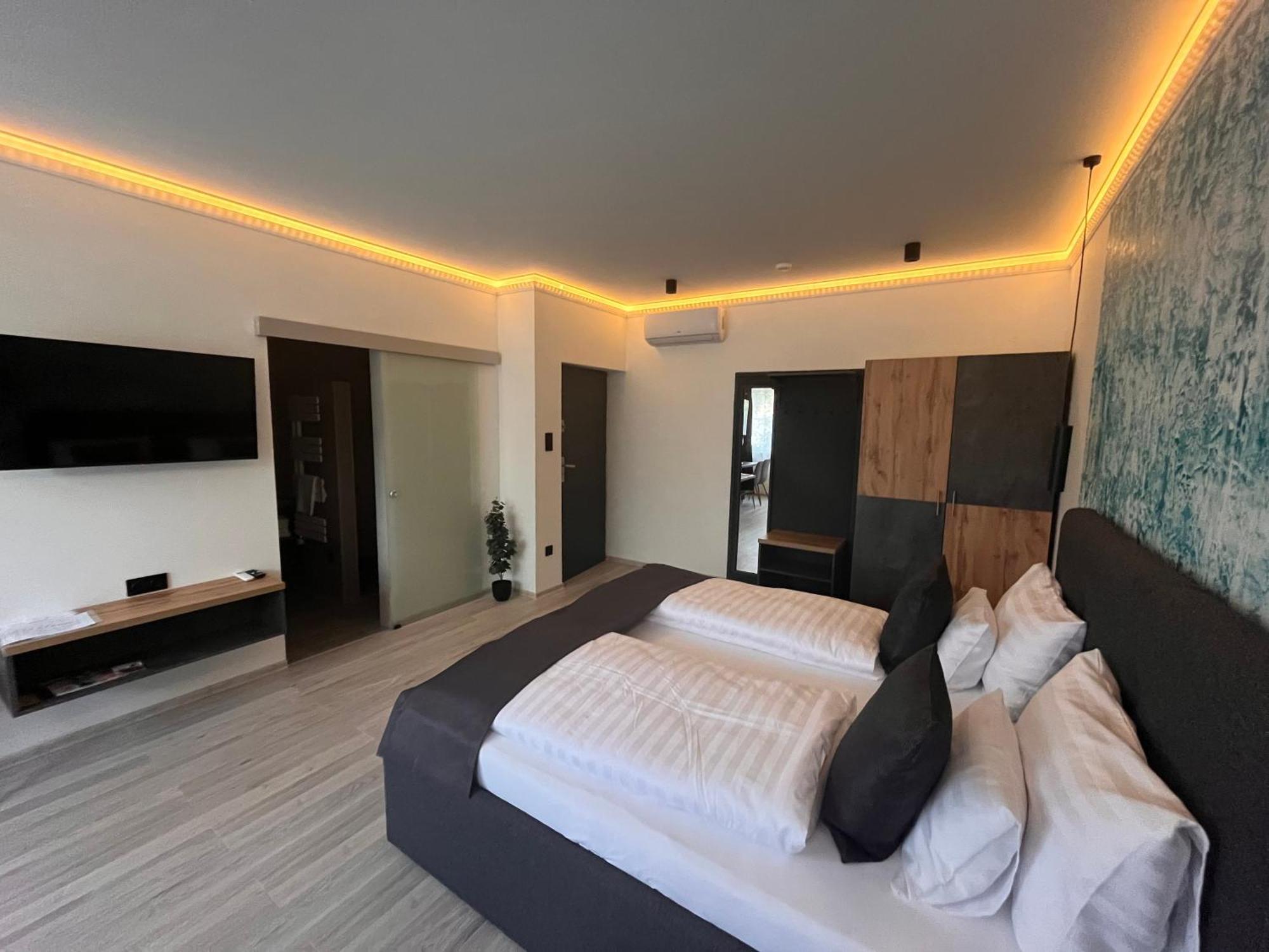 Varkapu Apartmanok 2 Гюла Екстериор снимка